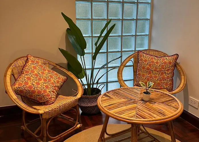 Bunya House Near Bts Asok, Terminal21 Free Bf *
