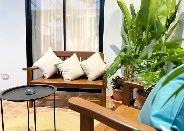 Bunya House Near Bts Asok, Terminal21 Free Bf Bangkok